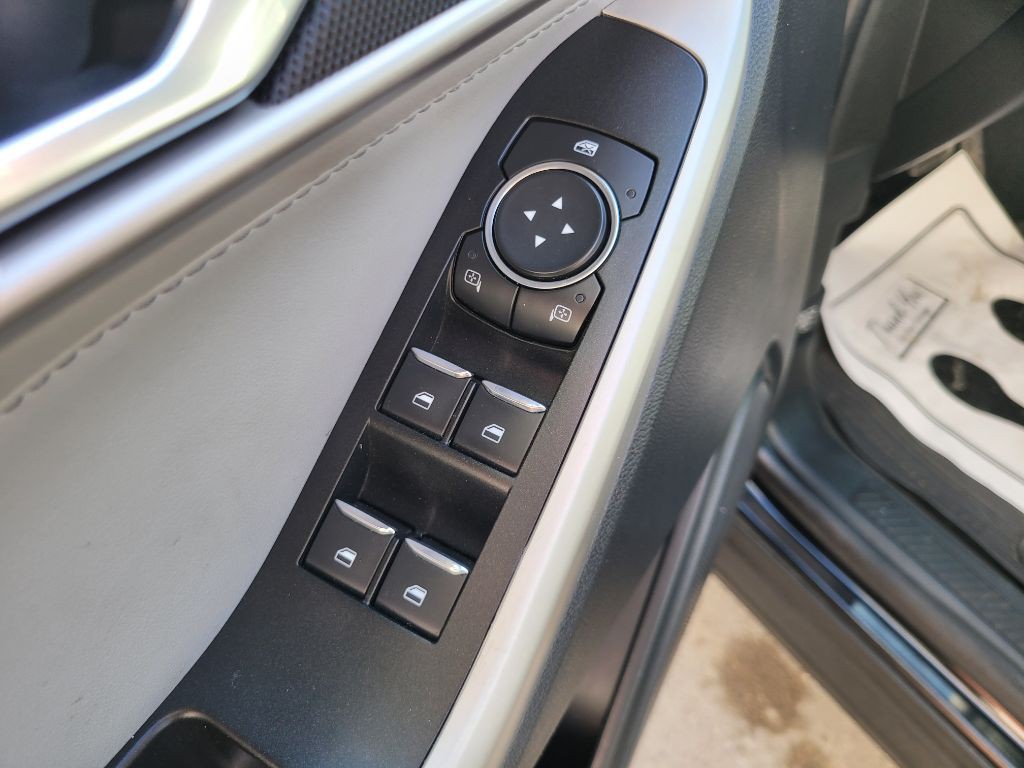 2021 Ford Explorer Image 19