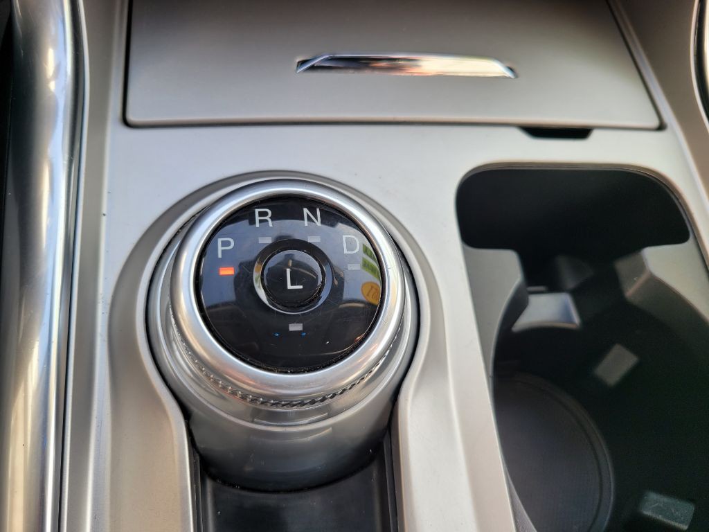 2021 Ford Explorer Image 36