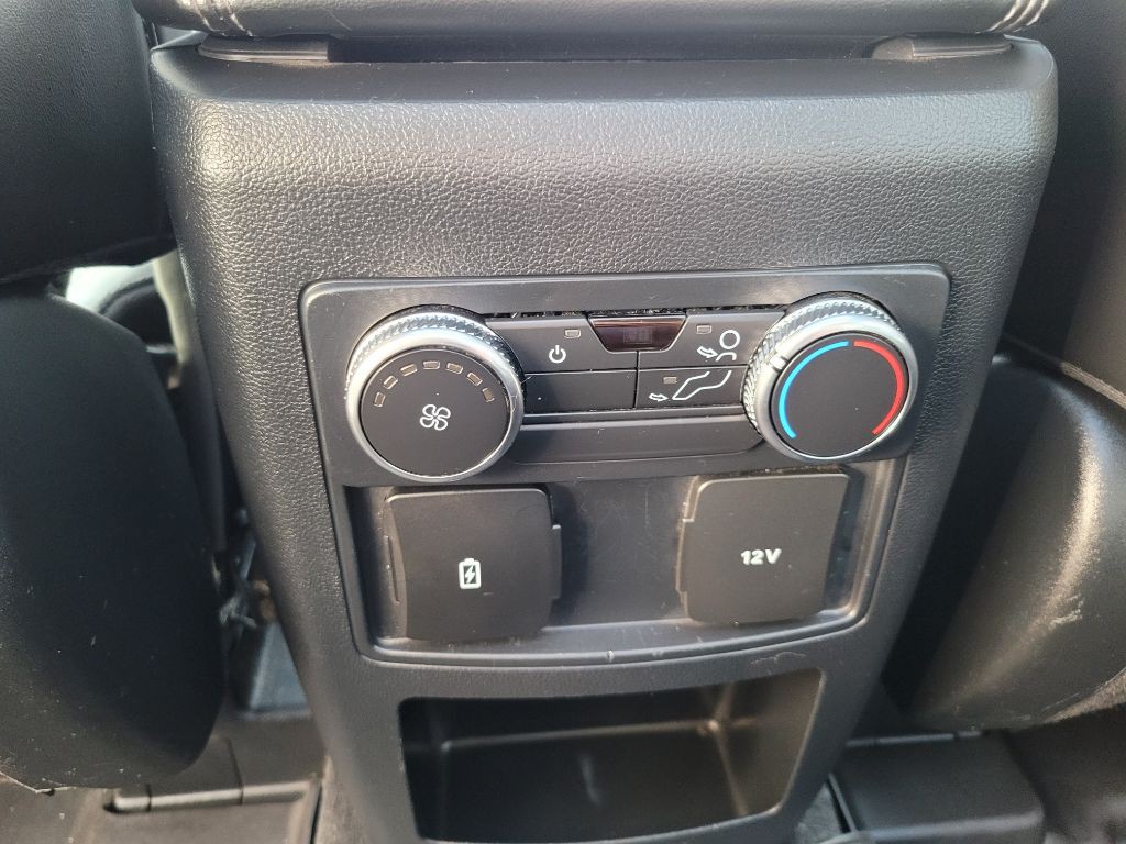 2021 Ford Explorer Image 48