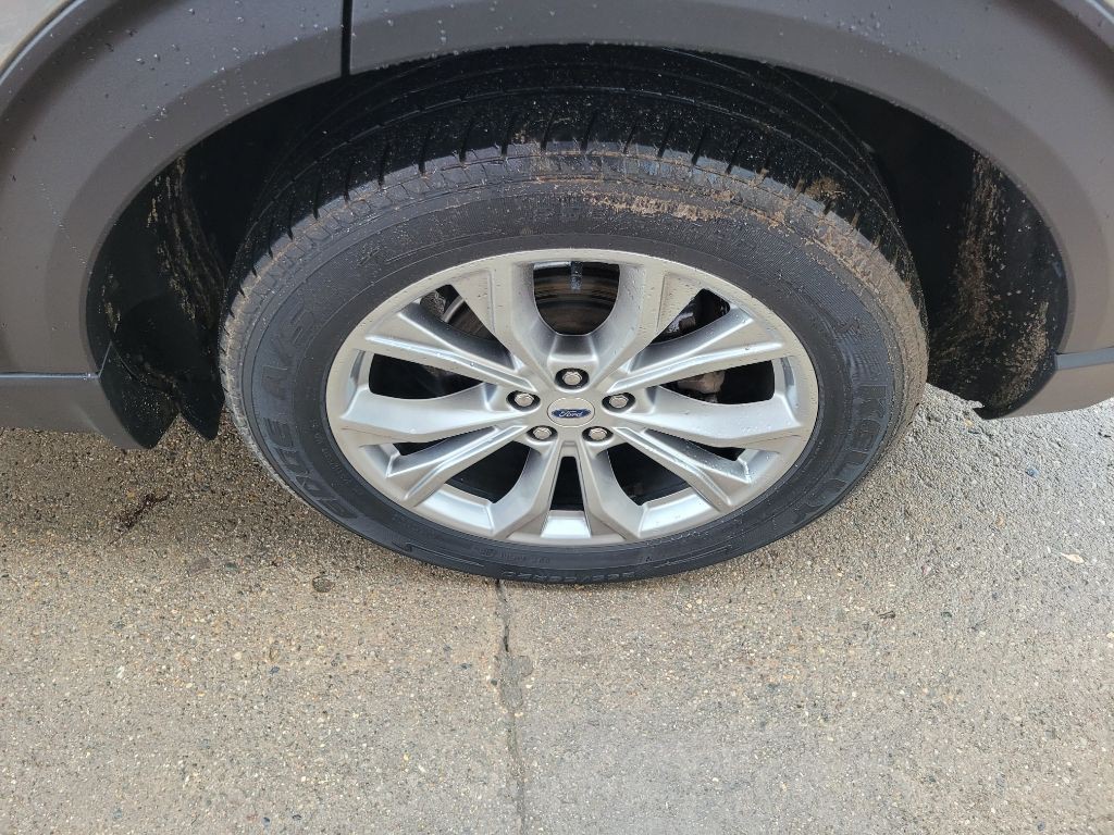 2020 Ford Explorer Image 13