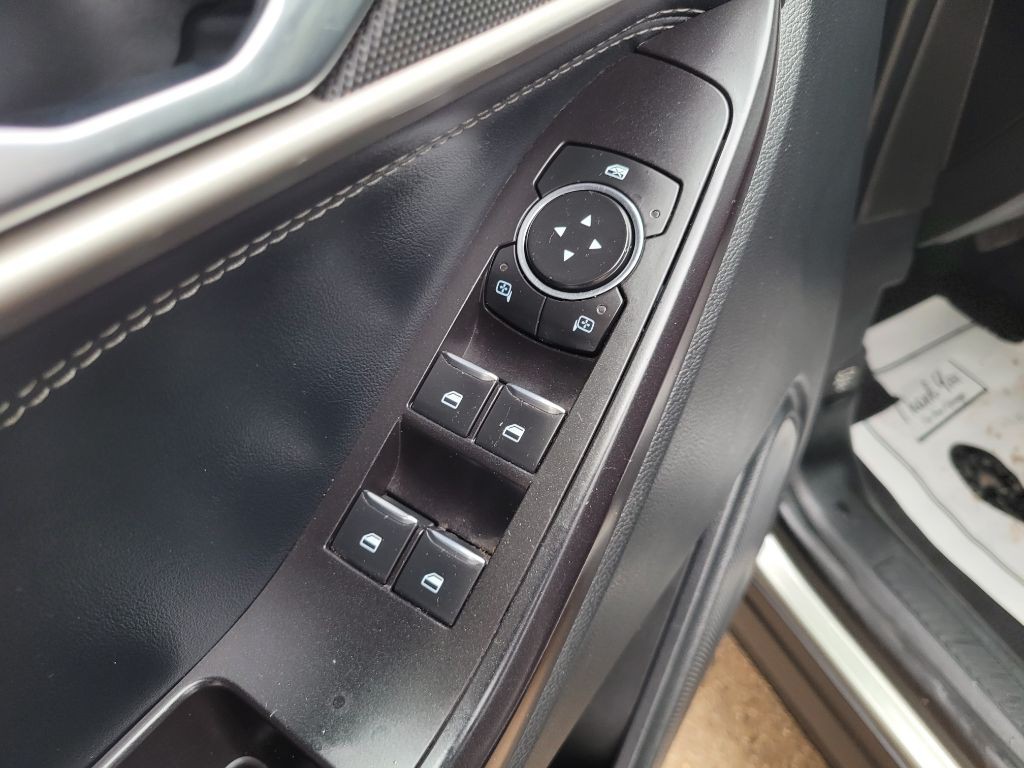 2020 Ford Explorer Image 21