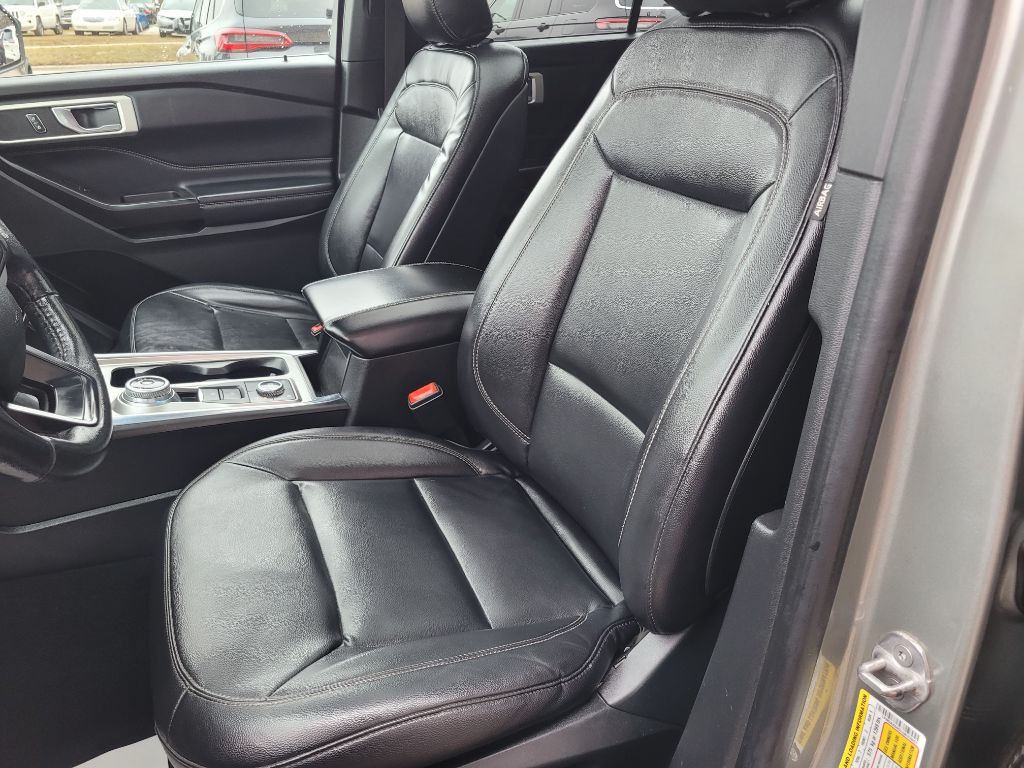 2020 Ford Explorer Image 25