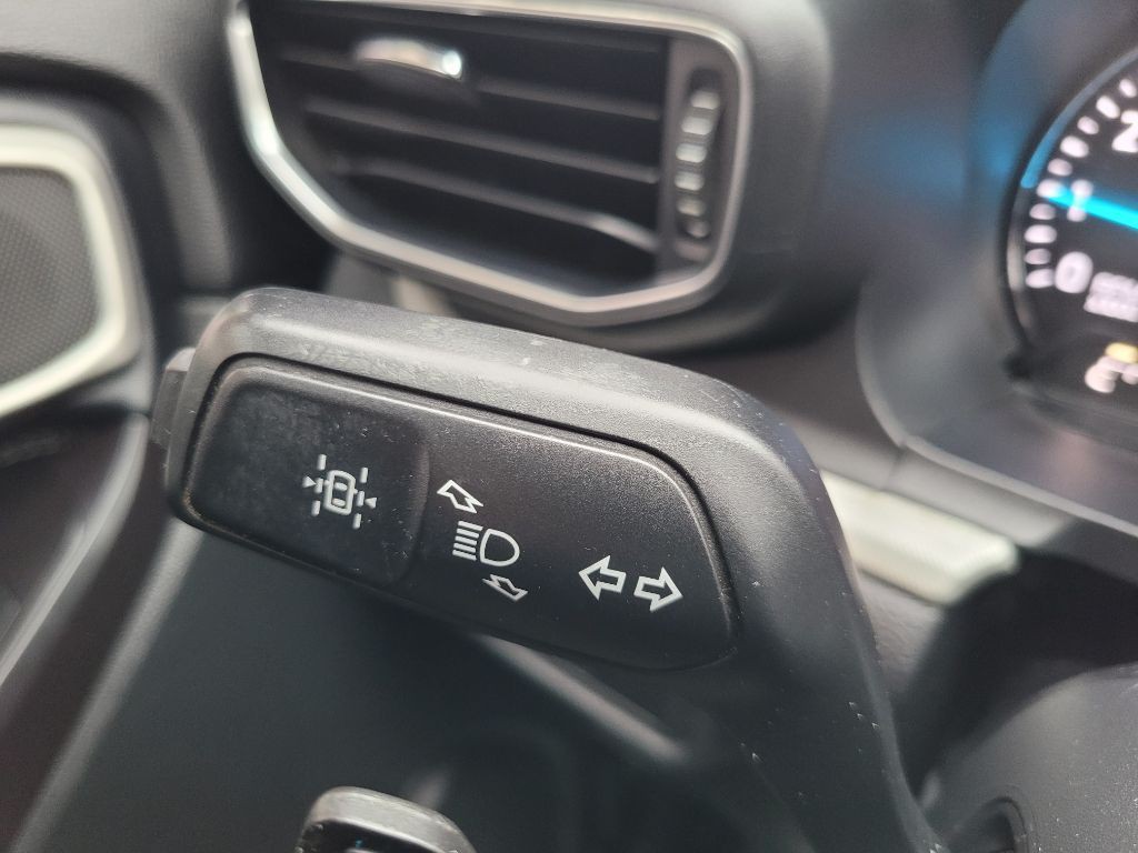 2020 Ford Explorer Image 29