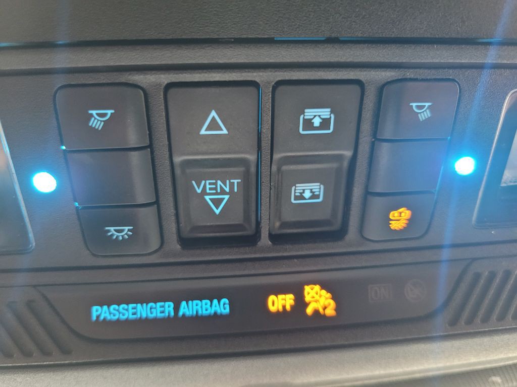 2020 Ford Explorer Image 40