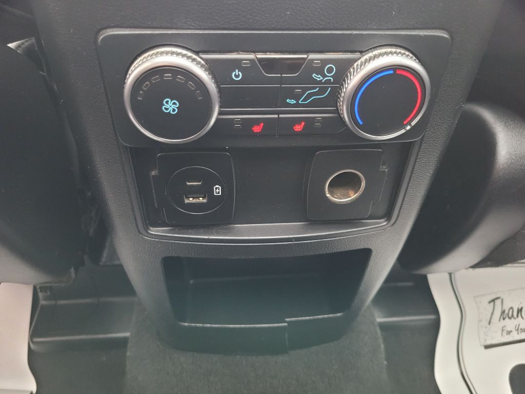 2020 Ford Explorer Image 49