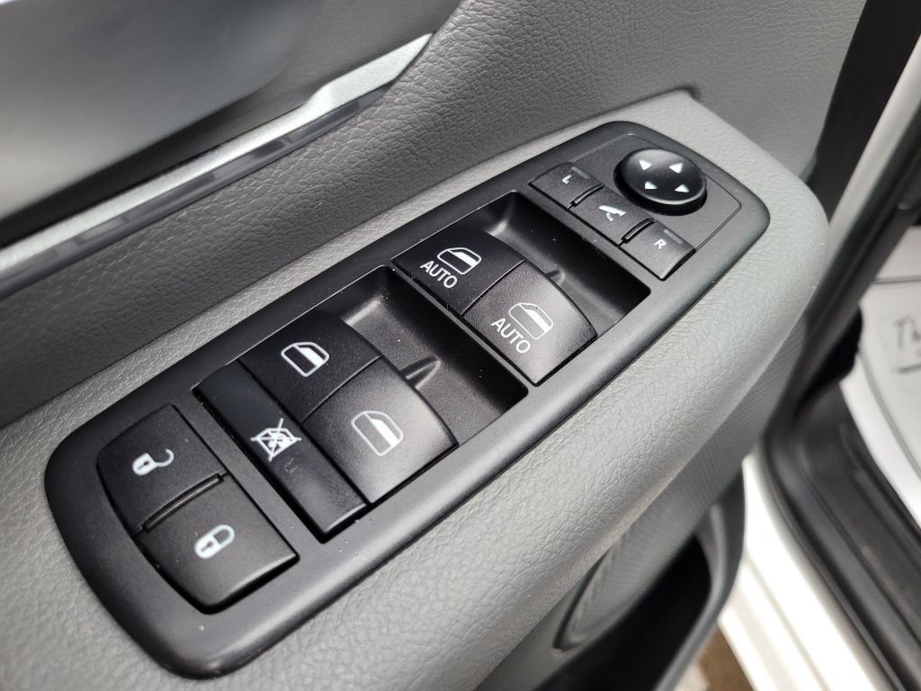 2019 RAM 1500 Image 23