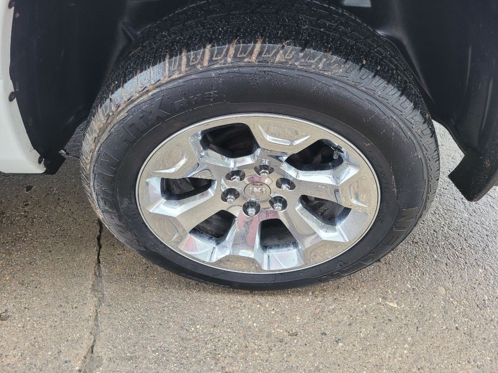 2019 RAM 1500 Image 16