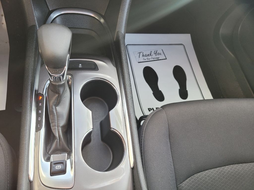 2022 Chevrolet Malibu Image 35