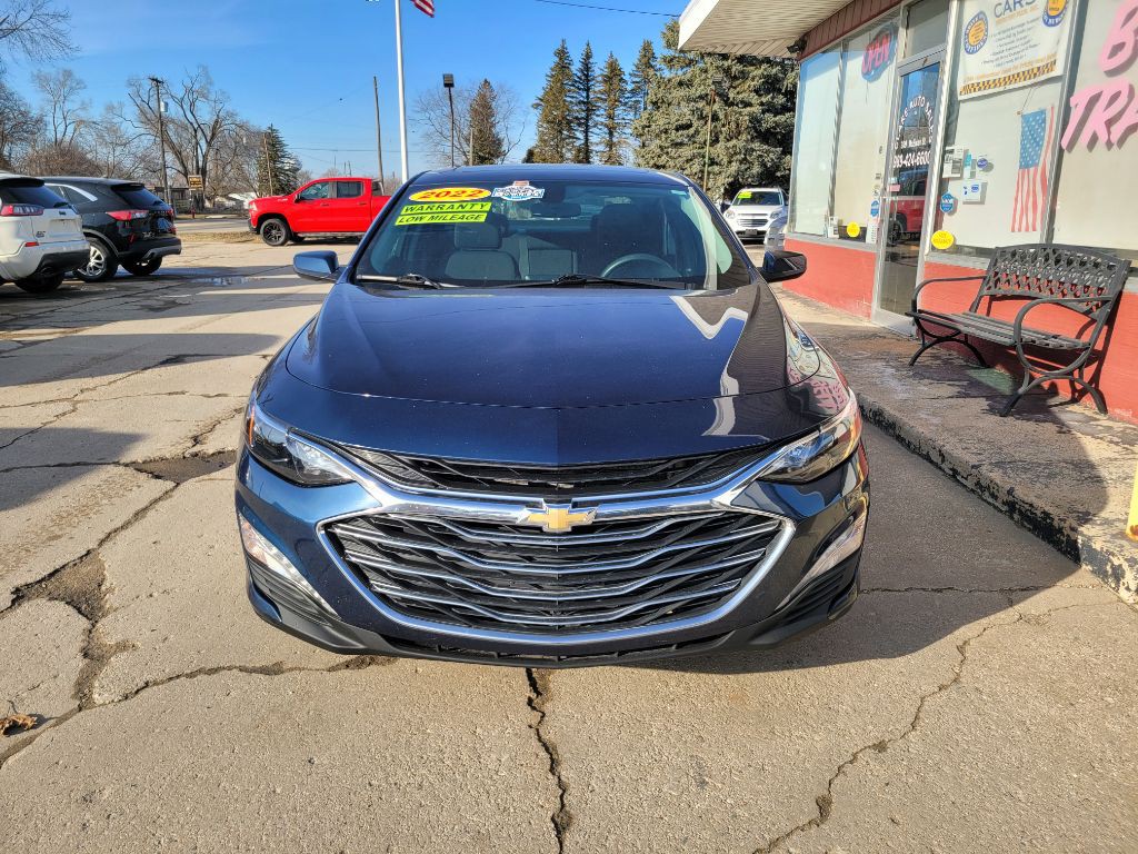 2022 Chevrolet Malibu Image 2