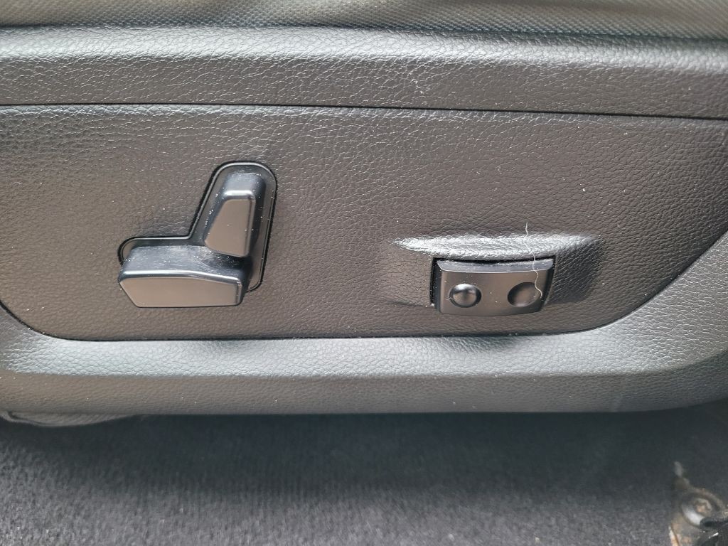 2014 RAM 1500 Image 21