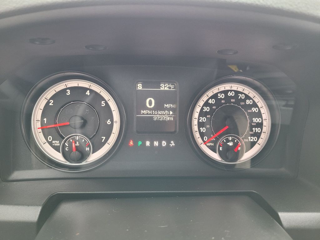 2014 RAM 1500 Image 25