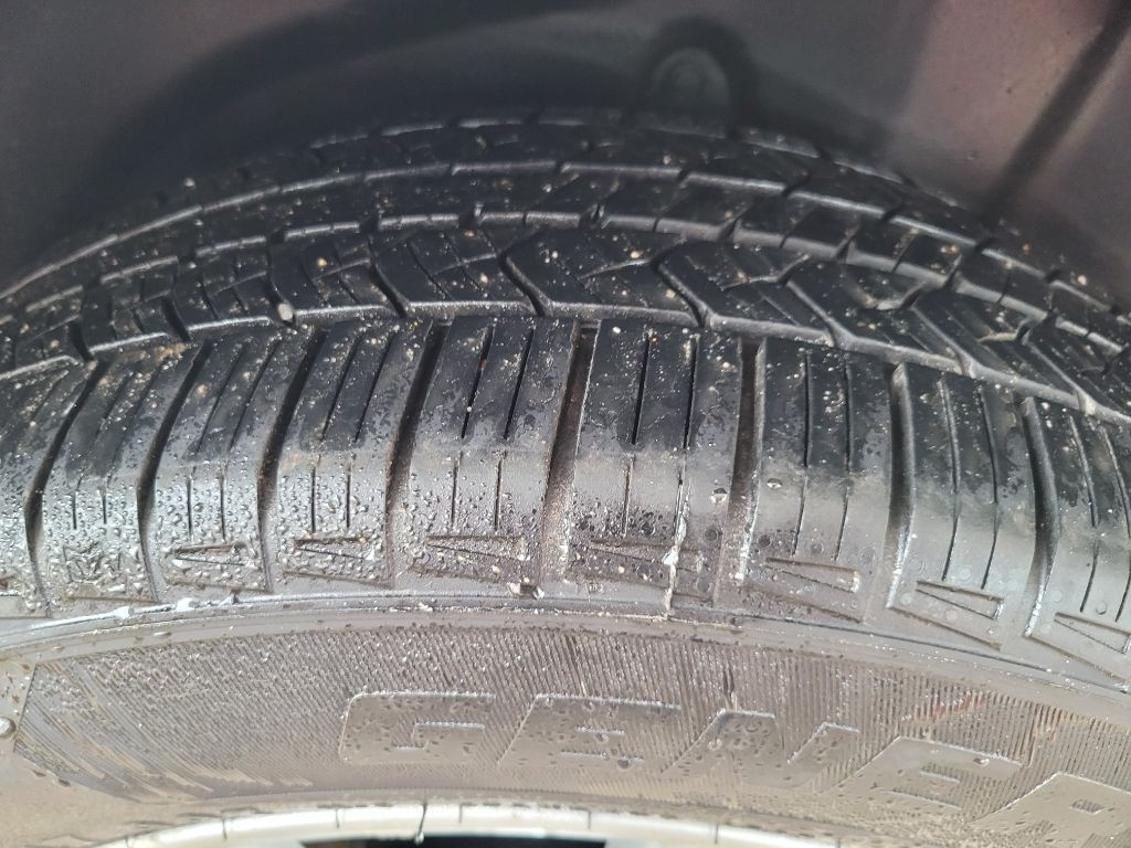 2014 Subaru Forester Image 13