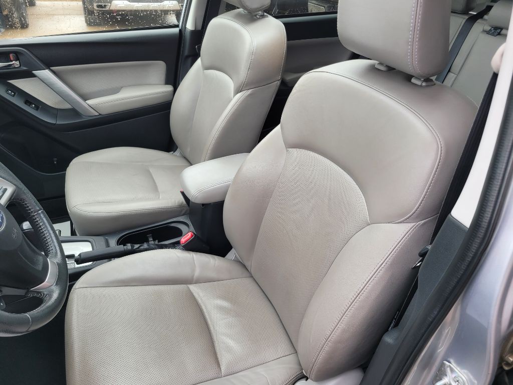 2014 Subaru Forester Image 19