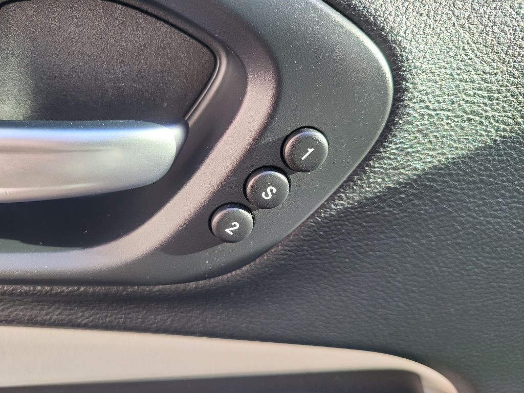 2020 Jeep Cherokee Image 20