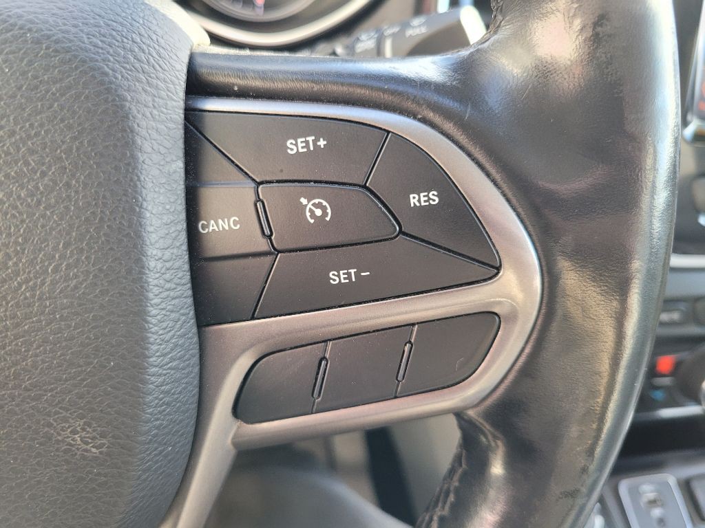 2020 Jeep Cherokee Image 28