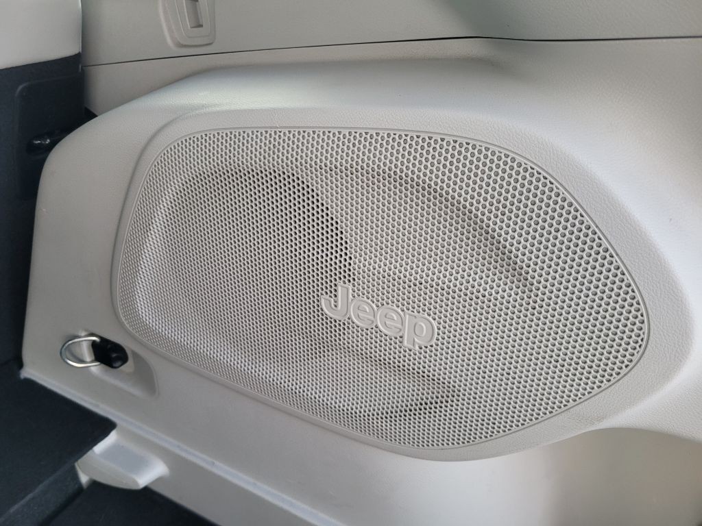 2020 Jeep Cherokee Image 47