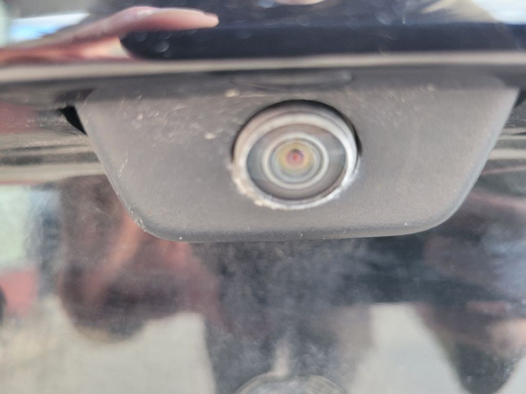 2020 Jeep Cherokee Image 9