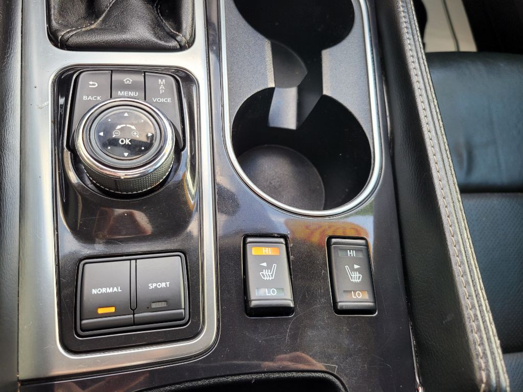 2016 Nissan Maxima Image 34