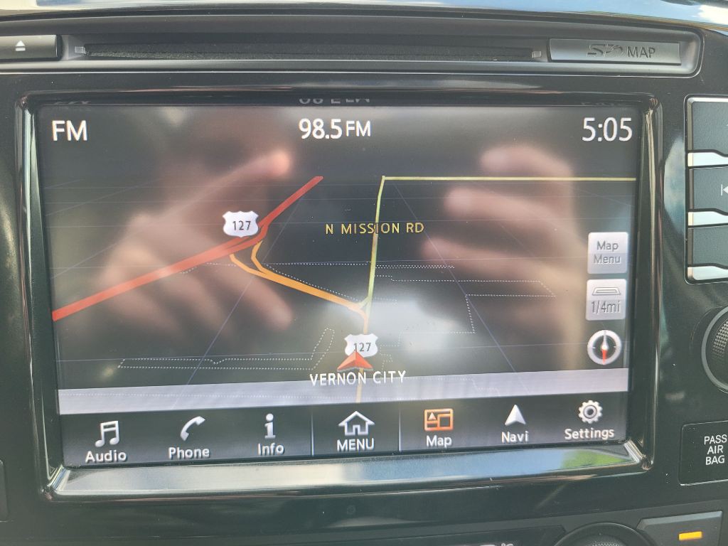 2016 Nissan Maxima Image 35