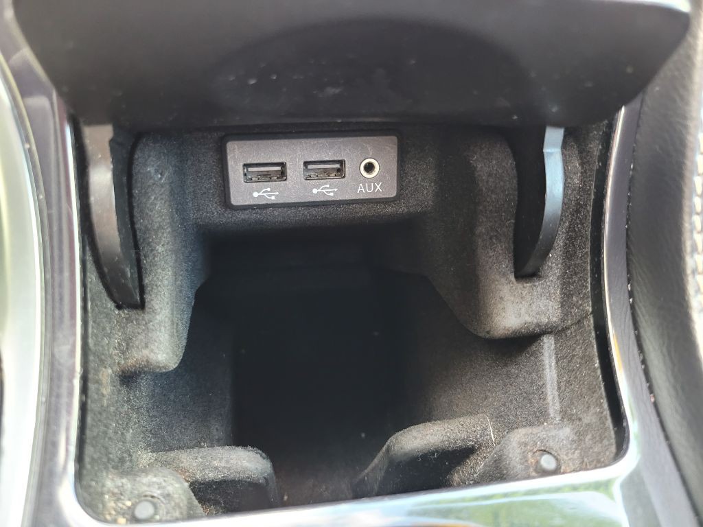 2016 Nissan Maxima Image 38