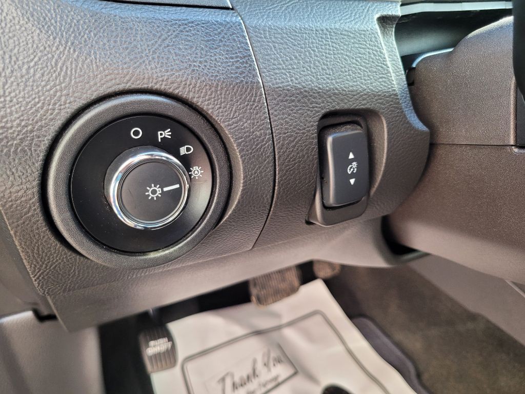 2016 Ford Taurus Image 19