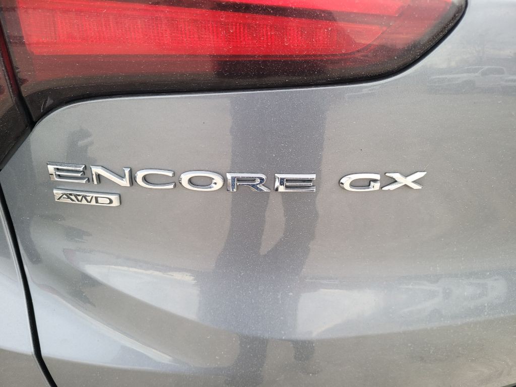 2021 Buick Enclave Image 5