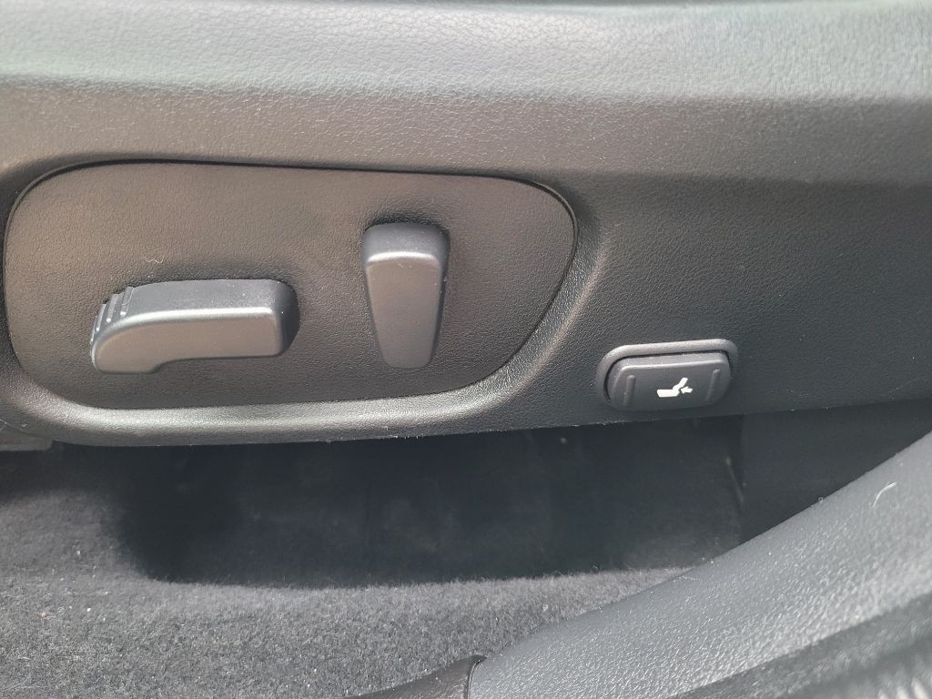 2018 Subaru Forester Image 18
