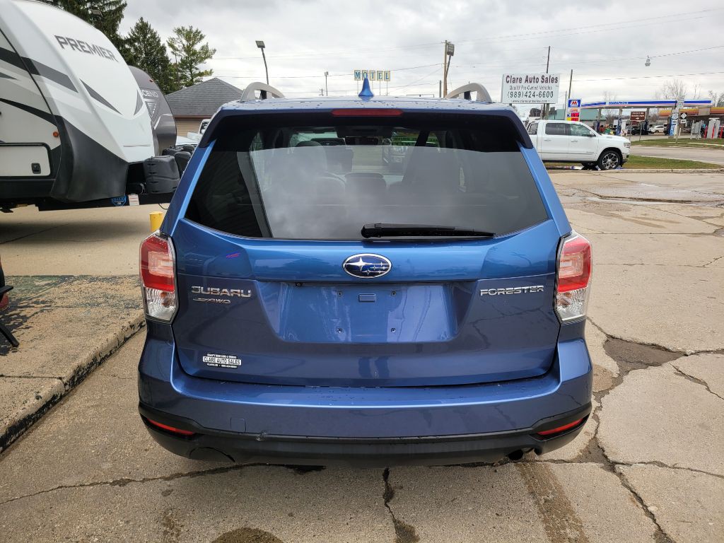 2018 Subaru Forester Image 6
