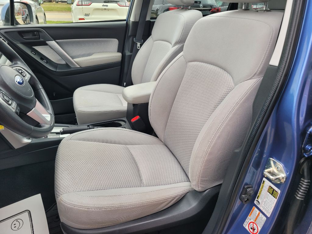 2018 Subaru Forester Image 19