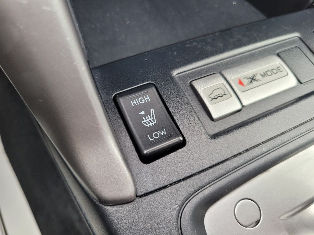 2018 Subaru Forester Image 36