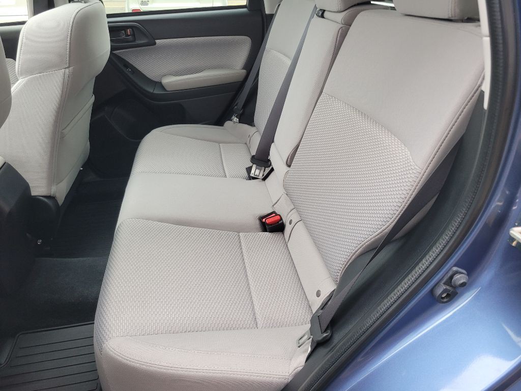 2018 Subaru Forester Image 40
