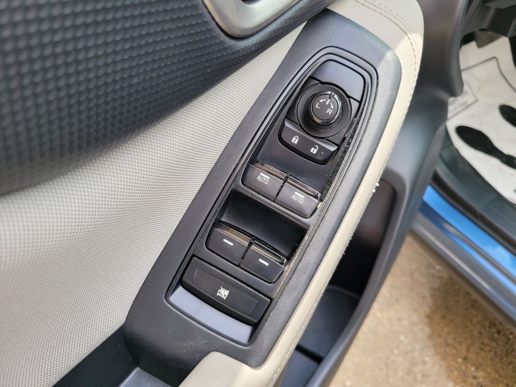 2021 Subaru Forester Image 18