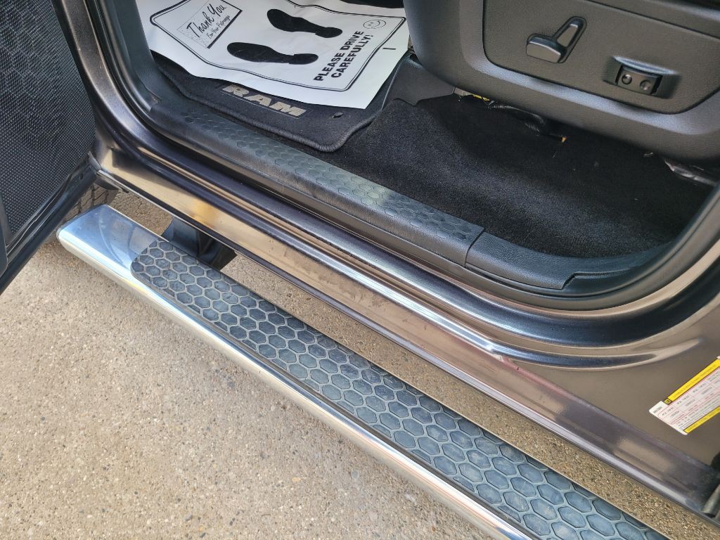 2017 RAM 1500 Image 21