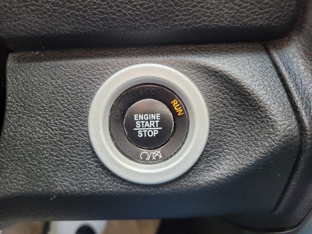 2017 RAM 1500 Image 30
