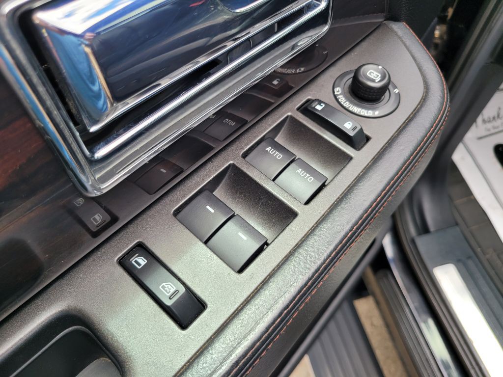 2017 Lincoln Navigator Image 19