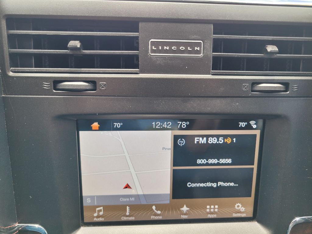 2017 Lincoln Navigator Image 30