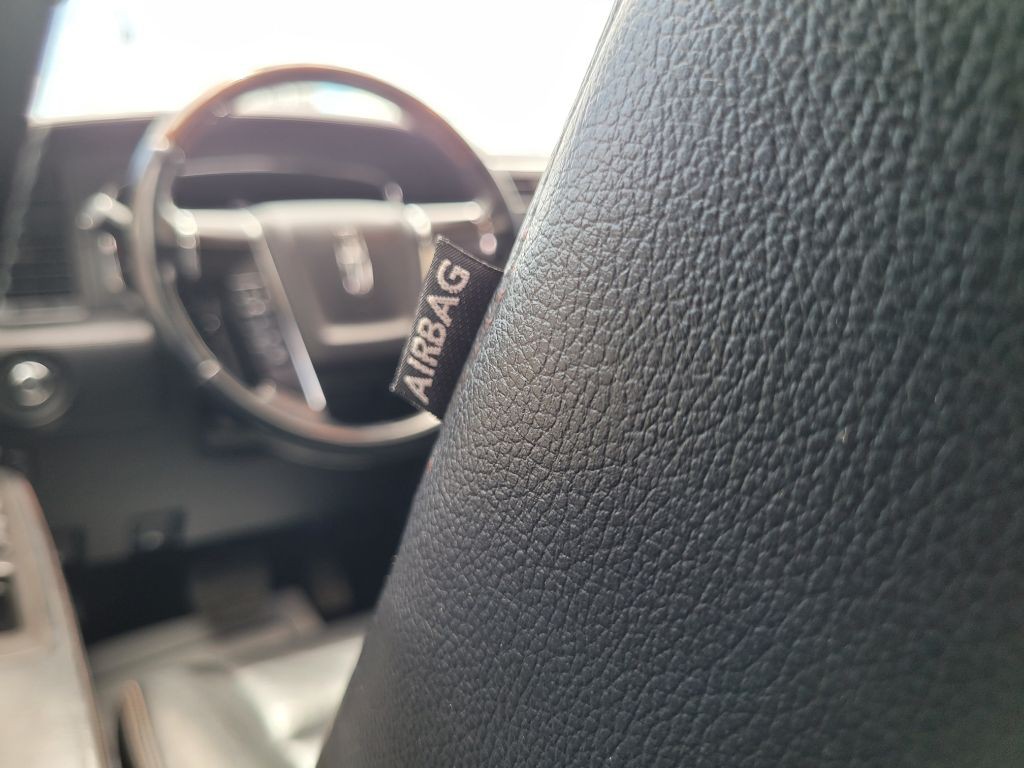 2017 Lincoln Navigator Image 47