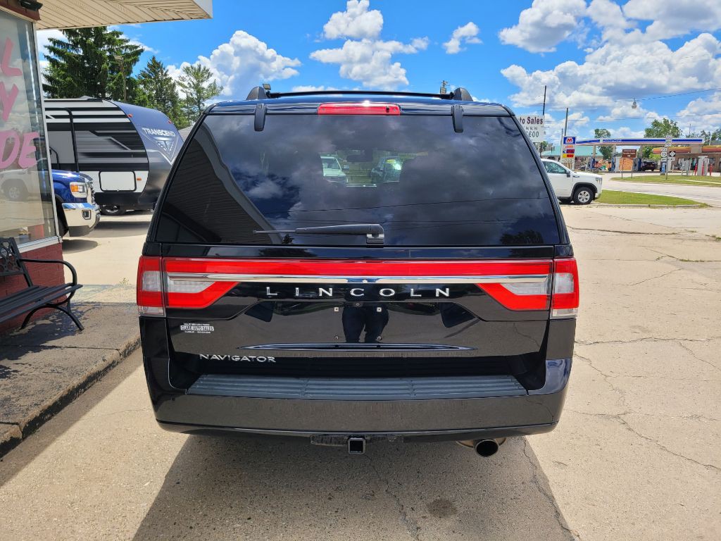 2017 Lincoln Navigator Image 6