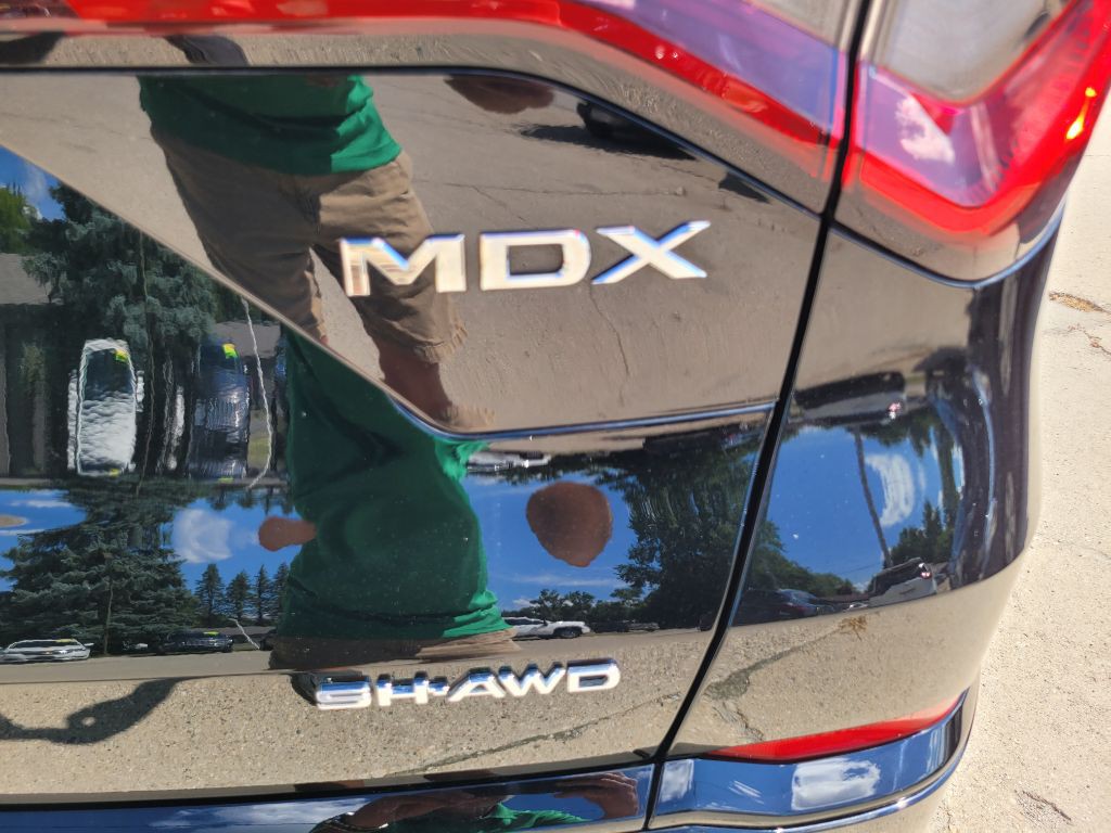 2023 Acura MDX Image 10