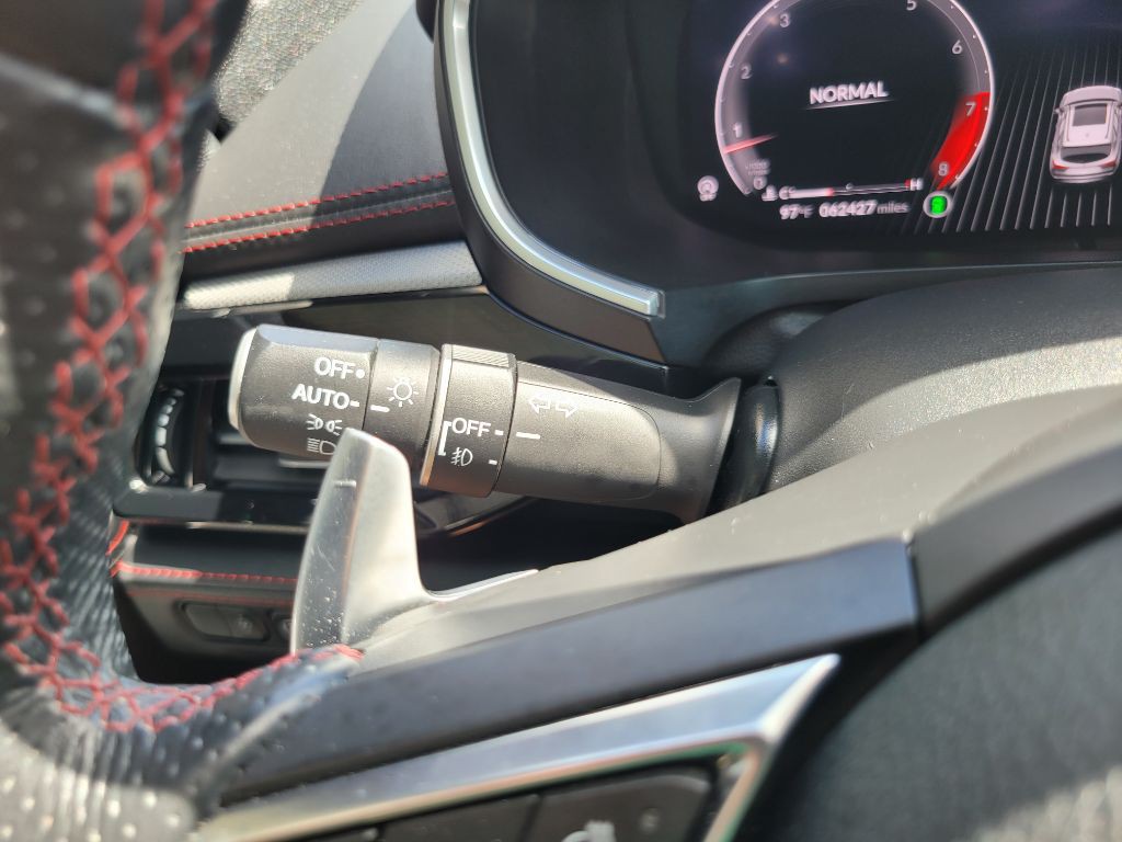2023 Acura MDX Image 32