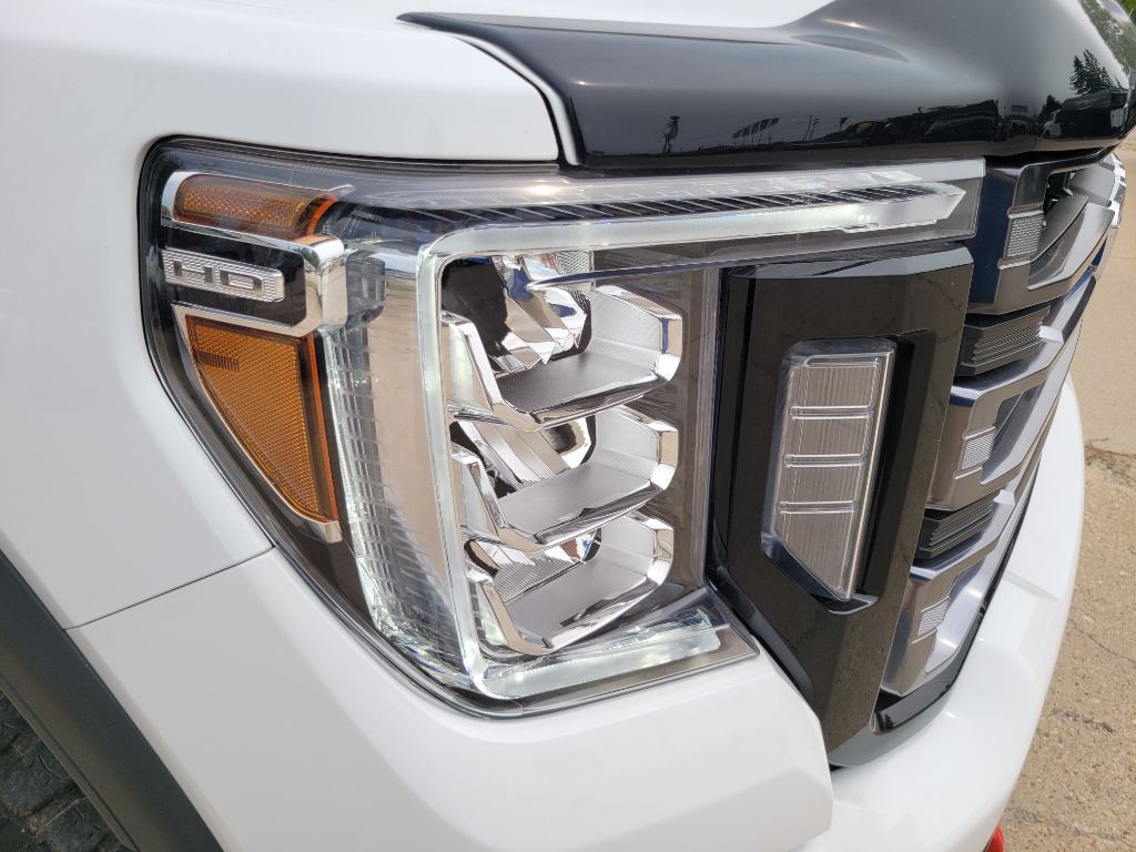 2022 GMC Sierra 2500 Image 4