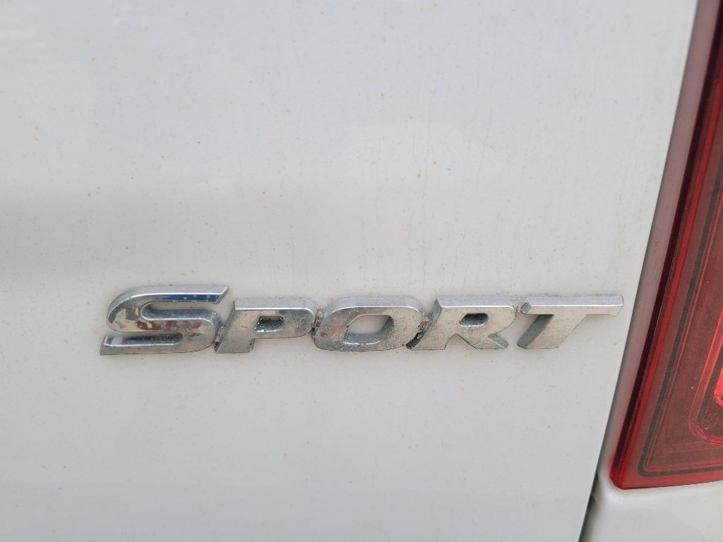 2014 RAM 1500 Image 5