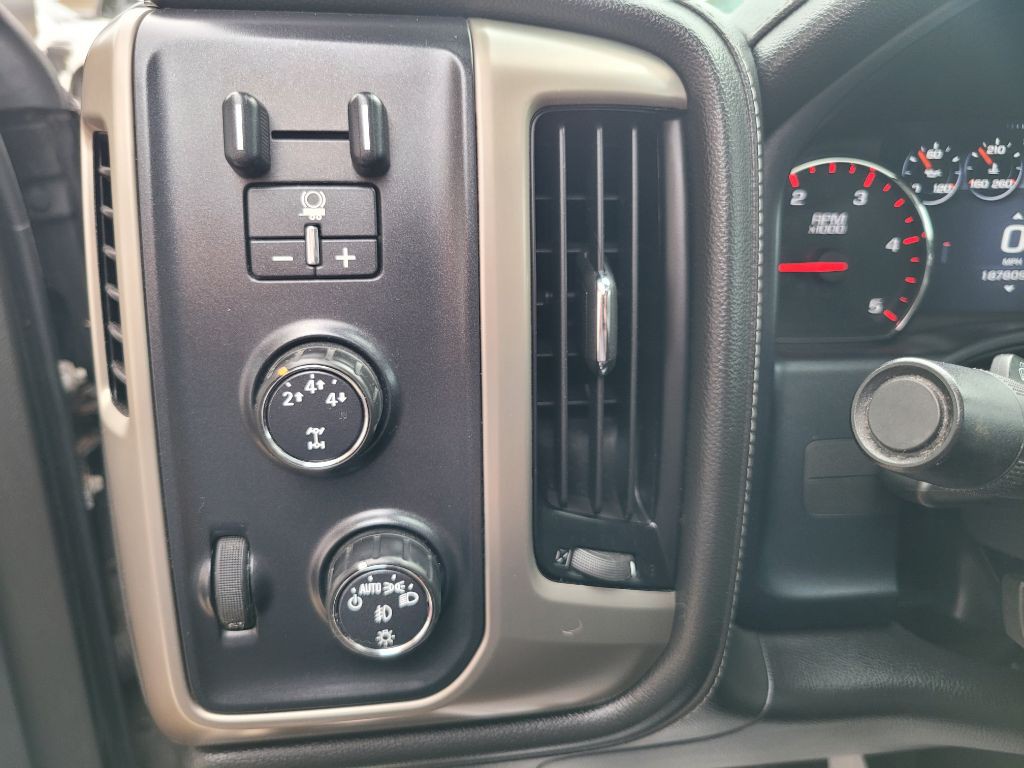 2016 GMC Sierra 2500 Image 29