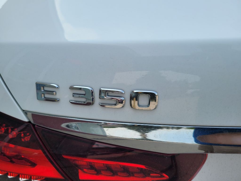 2021 Mercedes-Benz E-Class Image 8