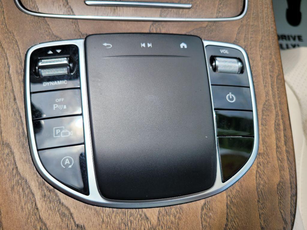 2021 Mercedes-Benz E-Class Image 40