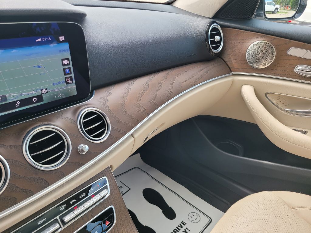 2021 Mercedes-Benz E-Class Image 44