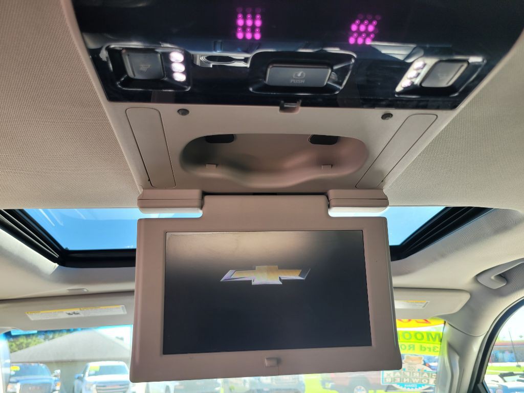 2020 Chevrolet Suburban Image 41