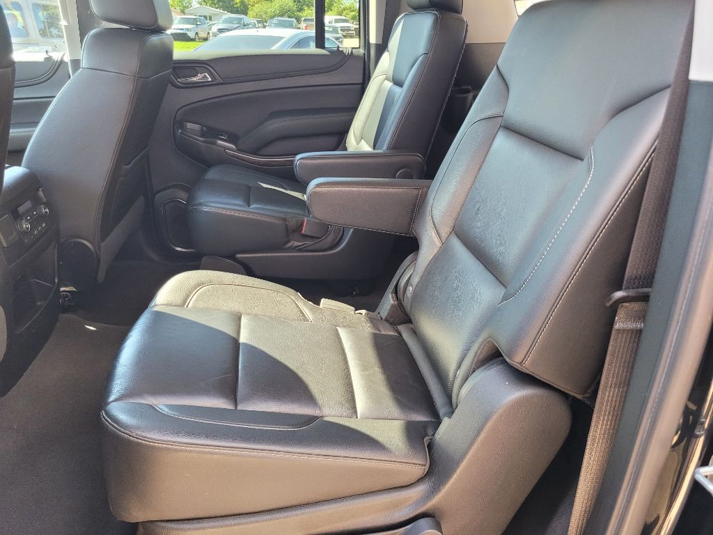 2020 Chevrolet Suburban Image 38