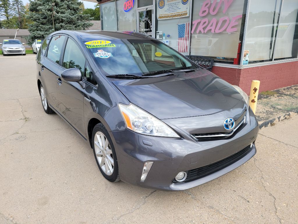 2013 Toyota Prius Image 3