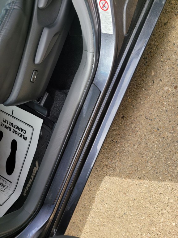 2013 Toyota Prius Image 16
